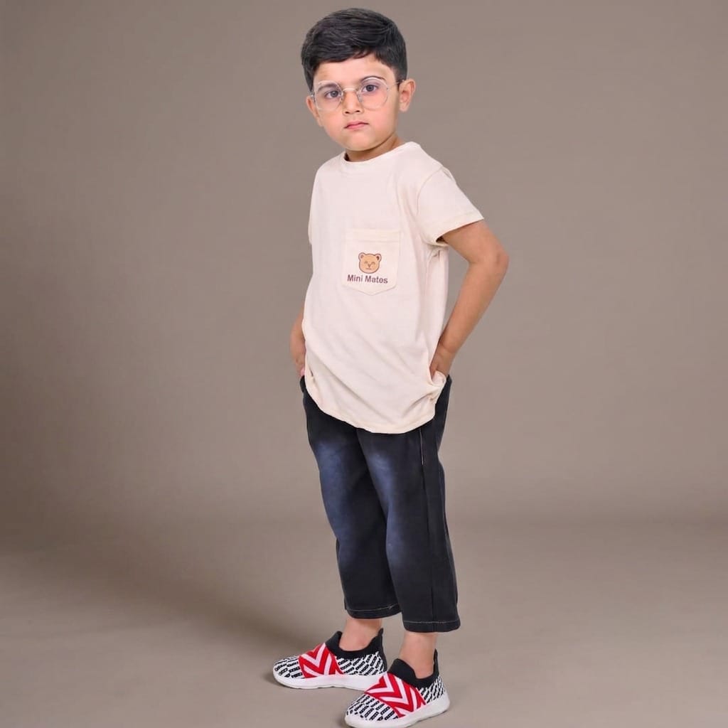 Mini Mates Kids Bear Printed T-Shirt & Denim Pants